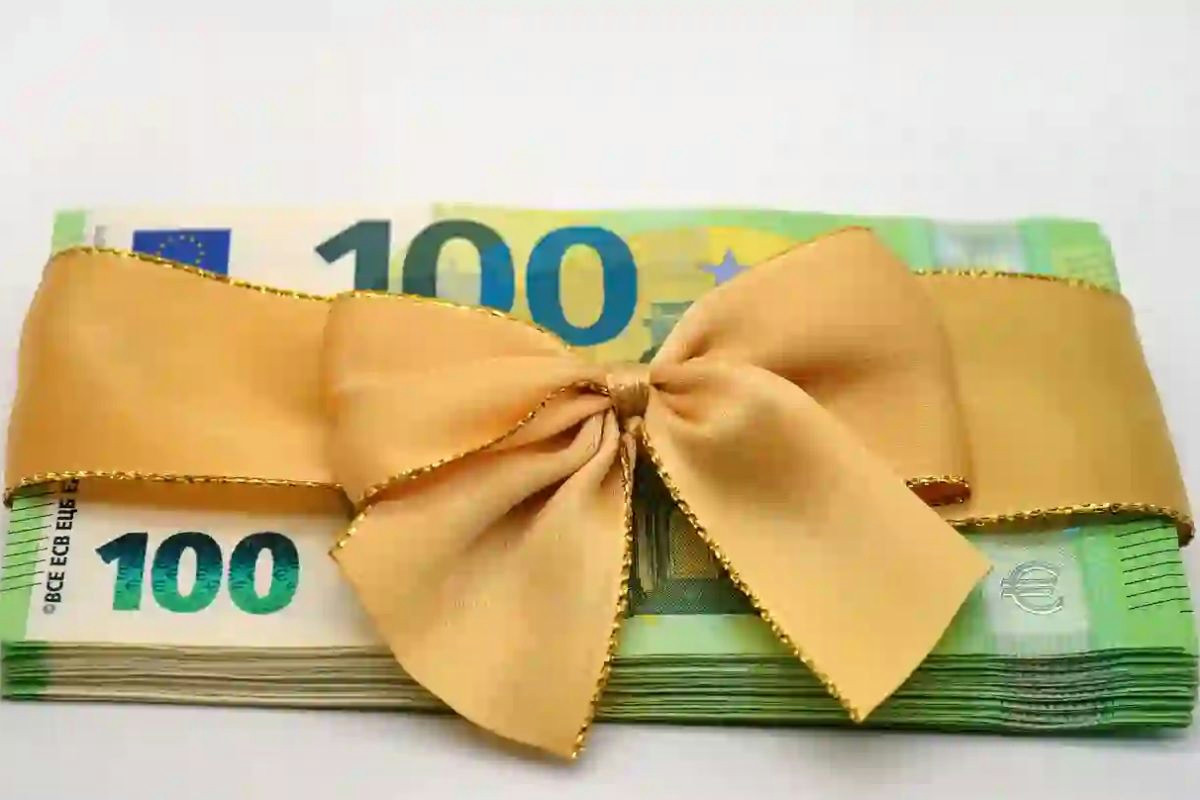 In molti la ricevono, ma la tredicesima 2025 quest'anno avrà delle novità sul saldo