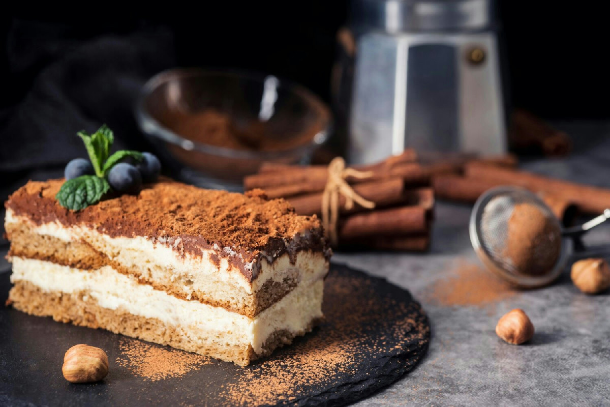 Questo ingrediente nel tiramisù sostituisce i savoiardi rendendo il dolce più cremoso e avvolgente